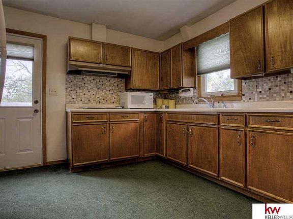 5th image of 3410 Willow St