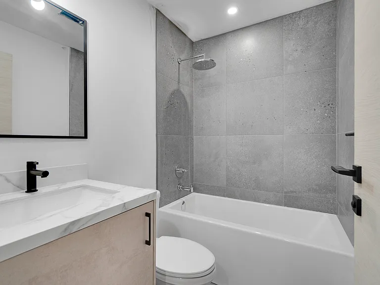 625 Harvie Ave #1 — Photo 28
