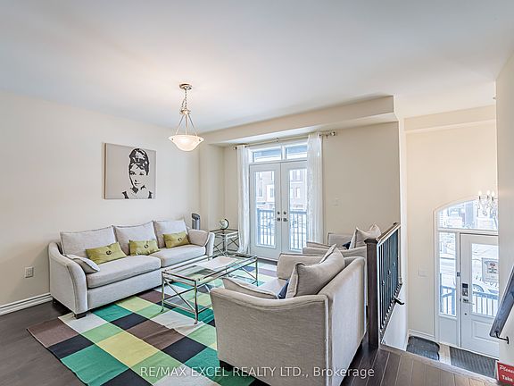 2nd image of 30 Vaudeville Dr