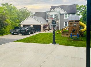 75 Sentinal Dr, Manchester, KY 40962