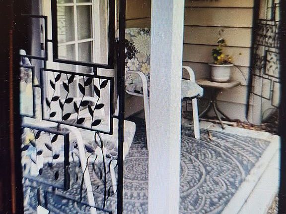5th image of 7454 E Balmoral Ave