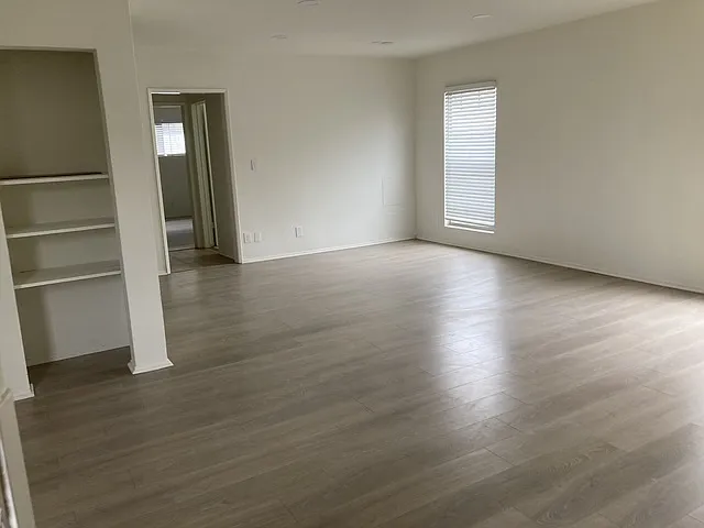 119 Driftwood St #13 — Photo 6