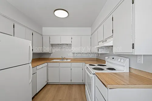 2628 E Wellesley Ave Photo 1 2628 E Wellesley Ave Photo 1