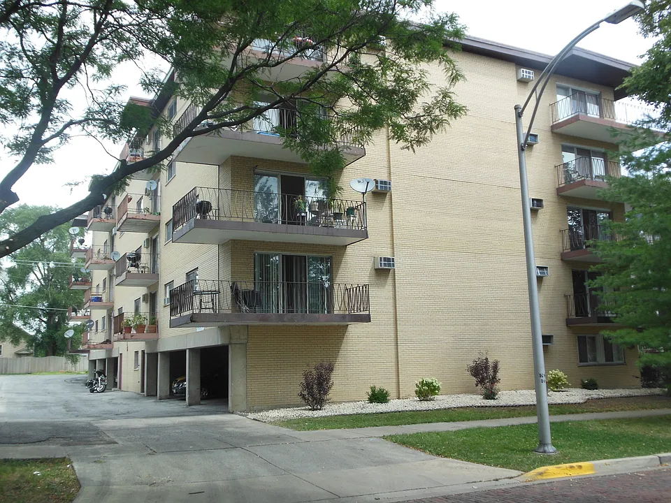 7411 Dixon St.