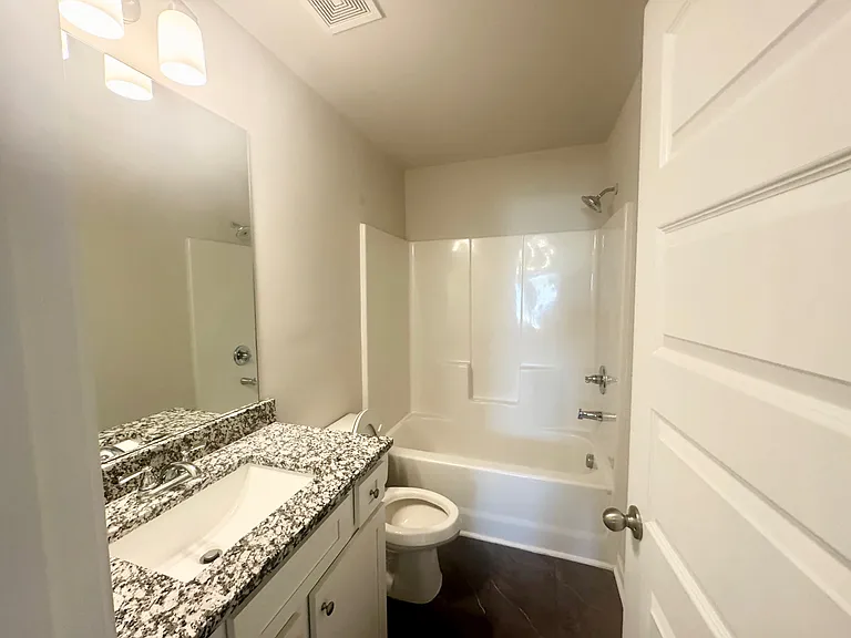 107 Denmon Ct — Photo 17