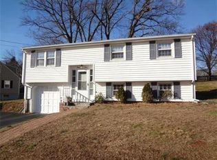 44 Robin Rd, Westborough, MA 01581