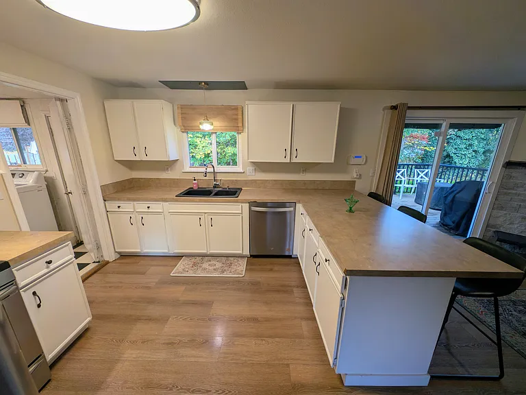 1706 Alanna Dr SE — Photo 7