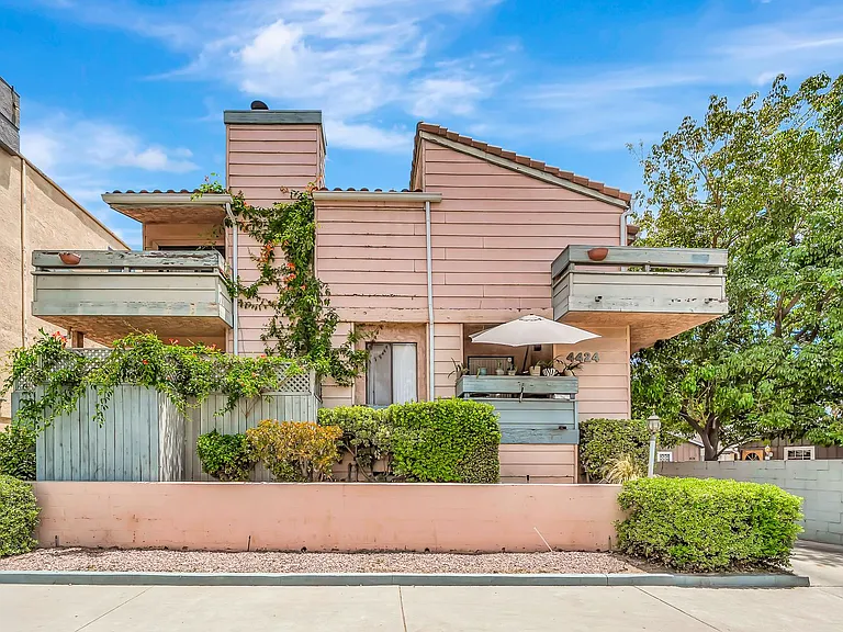4424 Coldwater Canyon Ave #3 — Photo 1