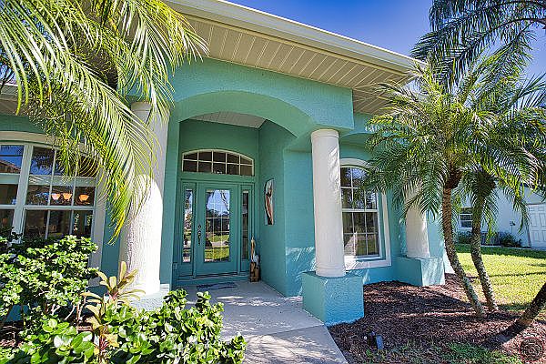 Large Tropical Entry