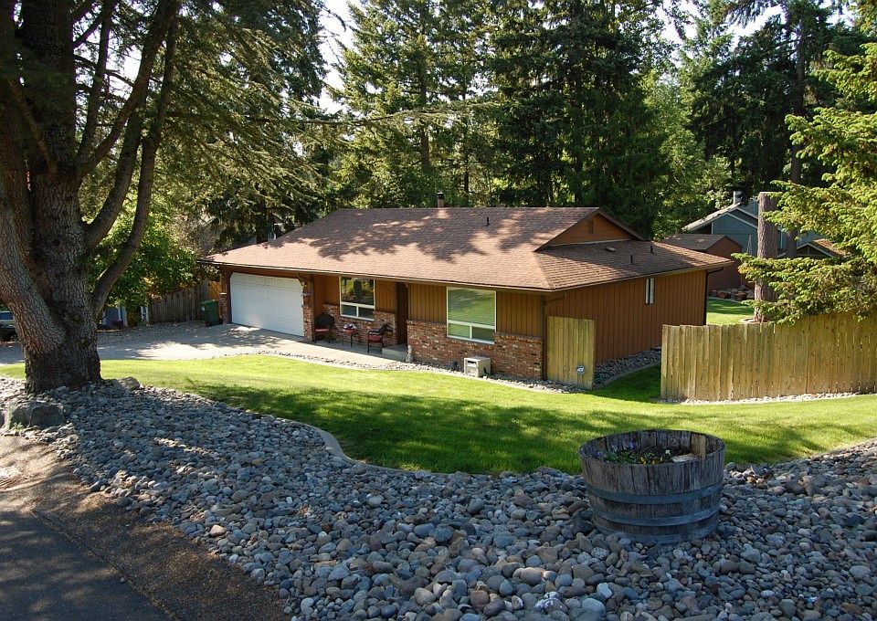 1st image of 9103 158th St E