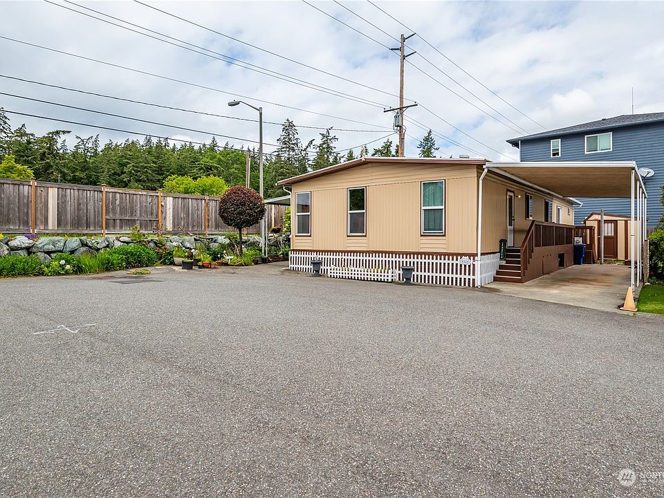 1st image of 225 NE Ernst Street #94