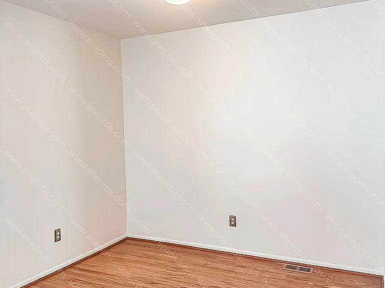 1183 Freesia Ct — Photo 16