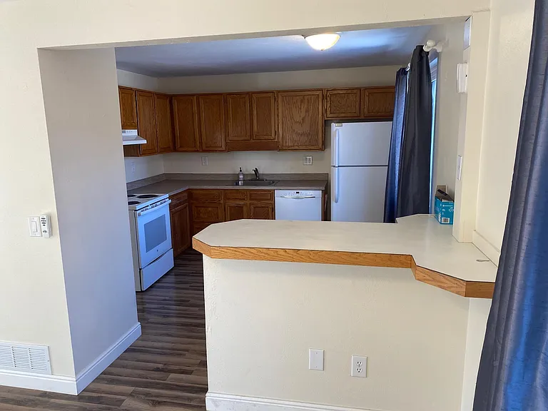 403 W Sumac Ct — Photo 4