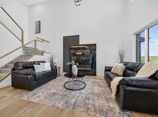 214 Crystal Creek Dr, Leduc, AB T9E0X6