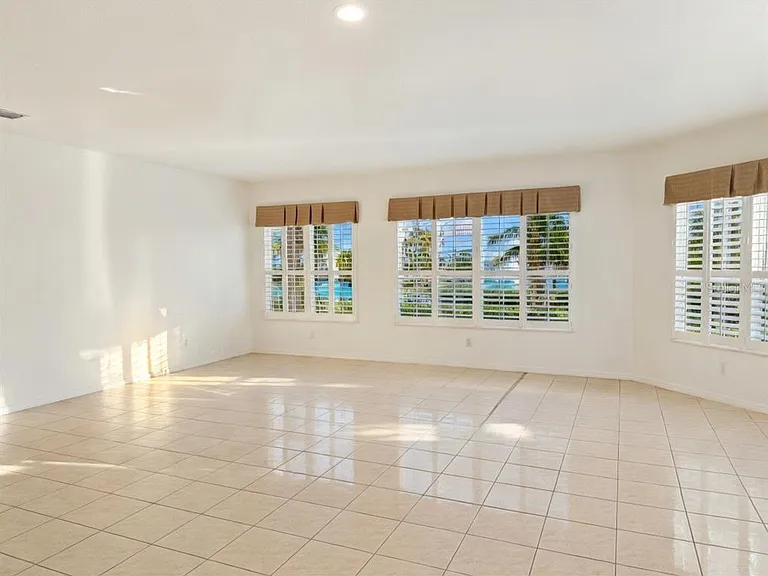 1802 Triano Cir #1802 — Photo 3