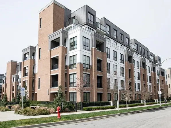 8327 201st St #104, Langley, BC V2Y 3P5