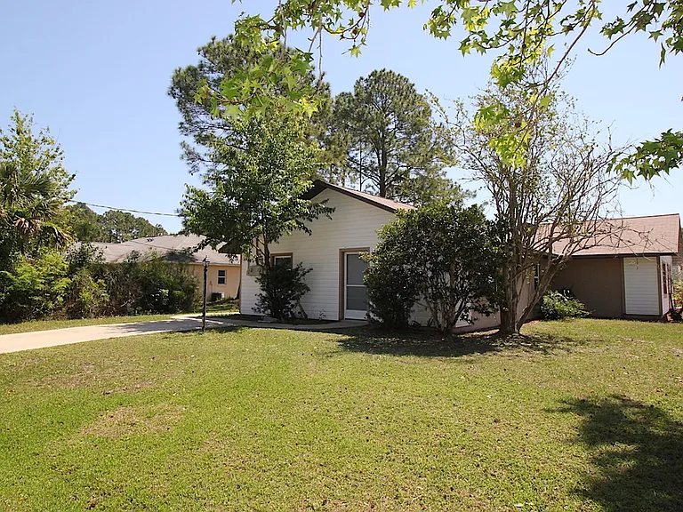 2 Plateau Ln — Photo 2