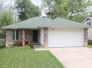 1920 S Franklin Ave, Springfield, MO 65807