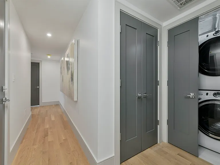 19 Clapp St #4 — Photo 12