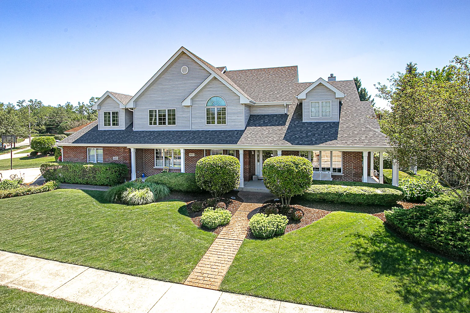 8925 Patty Ln photo 1