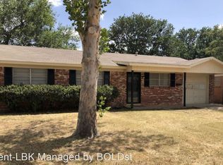5227 42nd St, Lubbock, TX 79414