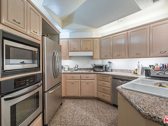 5th image of 1875 S Beverly Glen Blvd APT 204