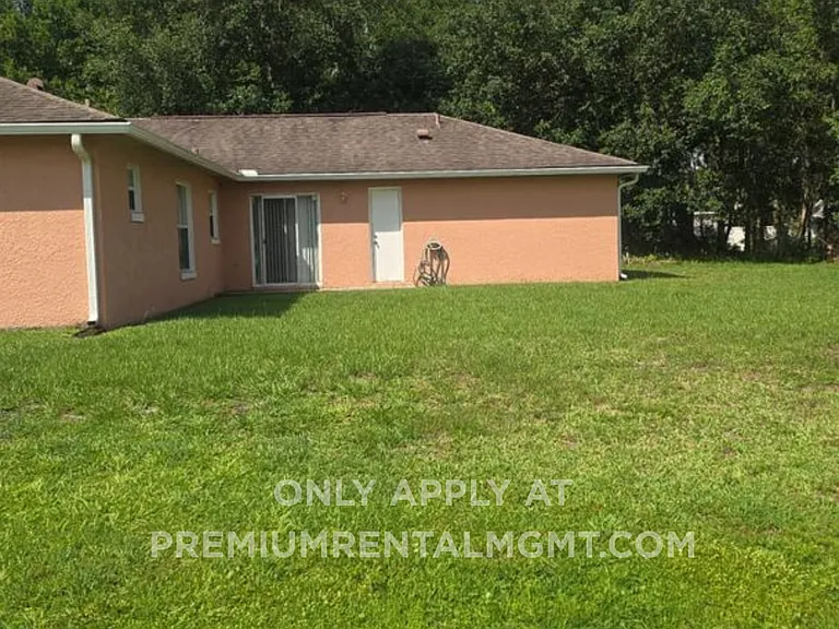202 Chadworth Dr — Photo 12