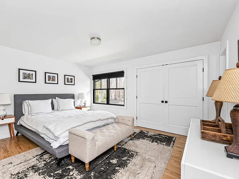 24 Lilla Ln — Photo 12