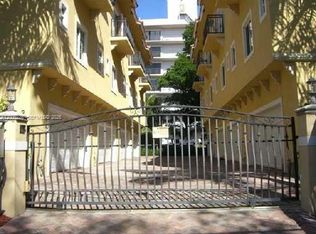 2919 Coconut Ave APT 4, Miami, FL 33133
