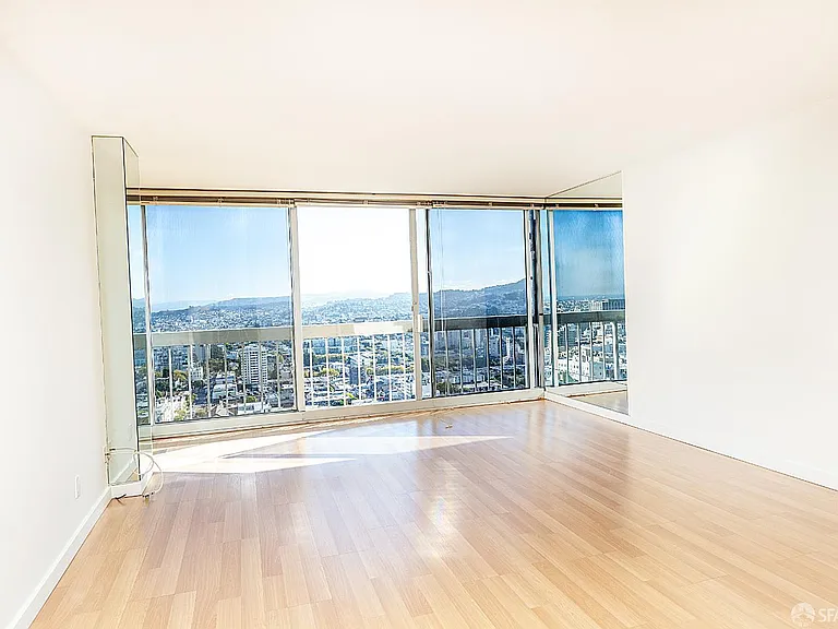 2200 Sacramento St #1401 — Photo 3