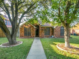 1419 Horton Dr, Cedar Hill, TX 75104