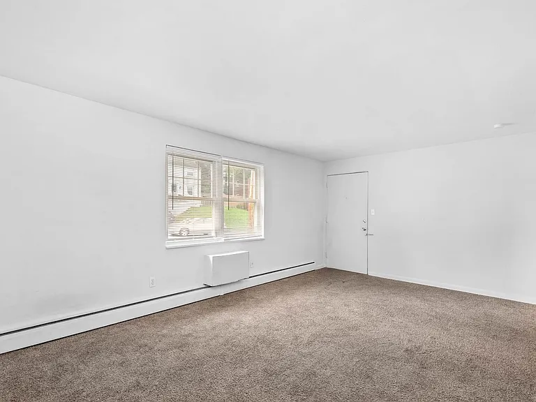 11515-11523 Frankstown Rd — Photo 11
