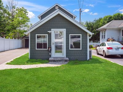 24 Willett Avenue, Sayville, NY, 11782