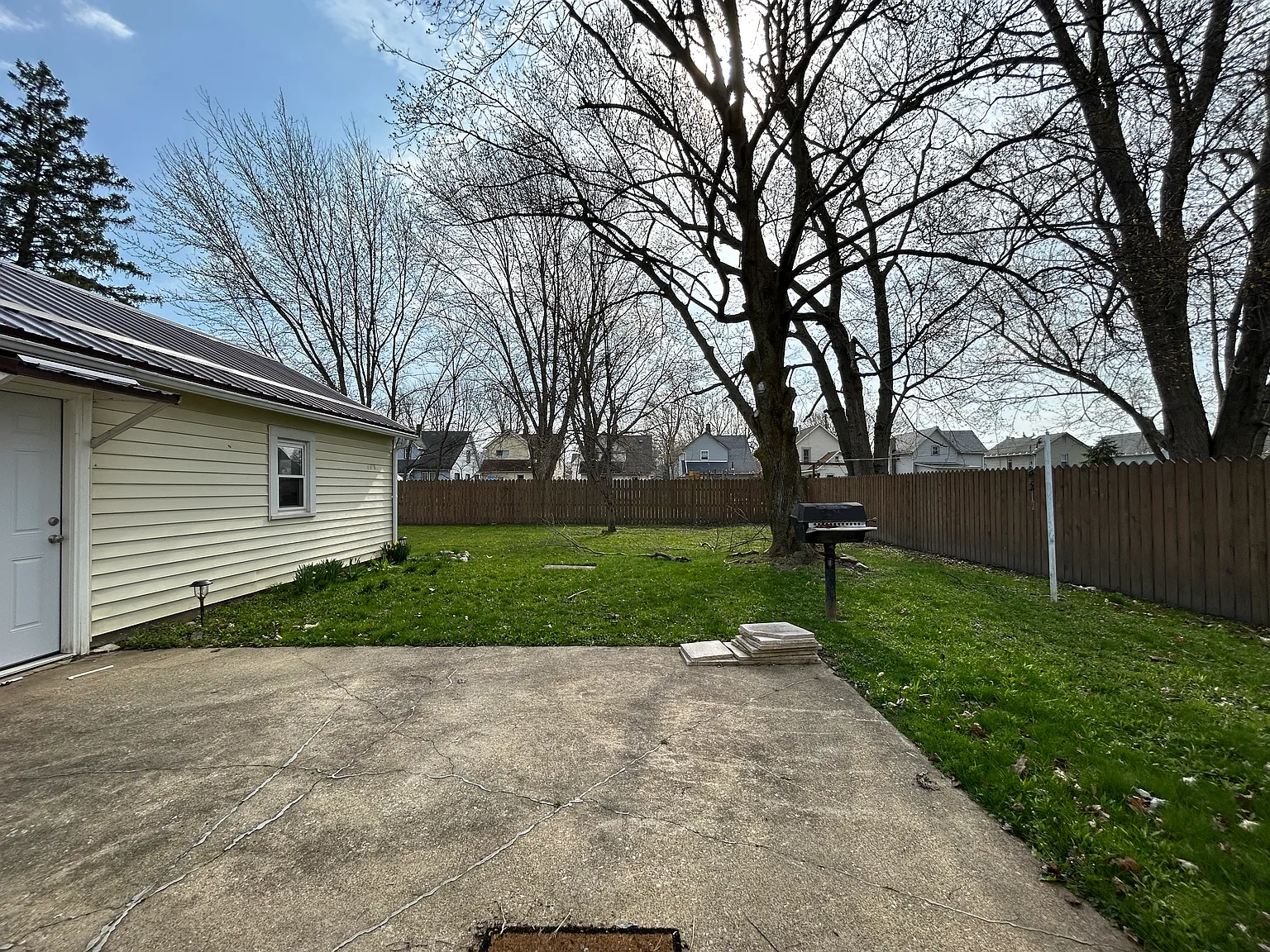 4 bed, 1428 sqft, $1,800 — Photo 2