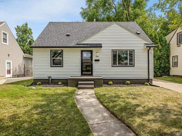 300 N Edgeworth Ave, Royal Oak, MI 48067