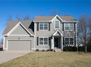 1012 SW 13th Ter, Lees Summit, MO 64081