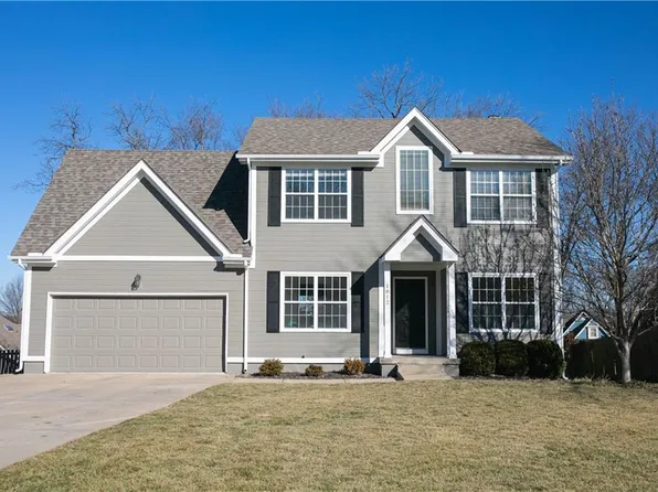 1012 SW 13th Ter, Lees Summit, MO 64081