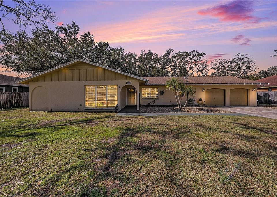 1st image of 3245 Canal Pl