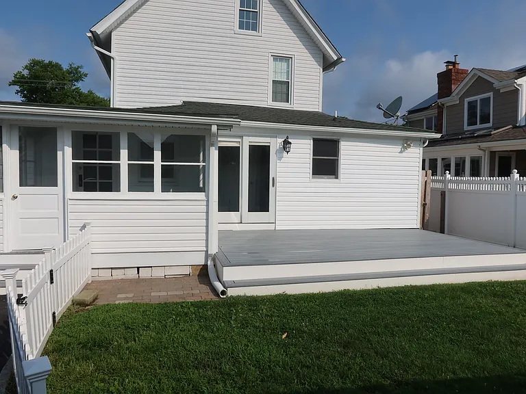 904 Arnold Ave — Photo 40