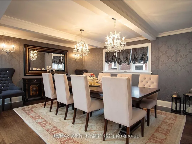 393 Maple Leaf Dr — Photo 5