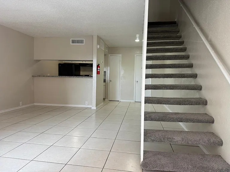 Southern Oaks Apartments — Photo 30