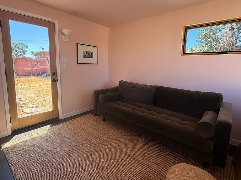 7986 Redden Ln — Photo 11