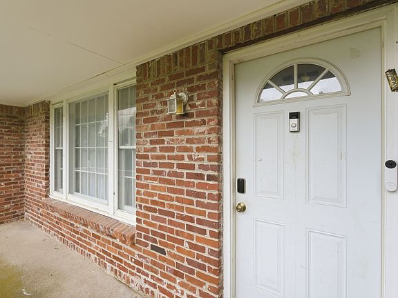 5th image of 4019 Cedar Cir
