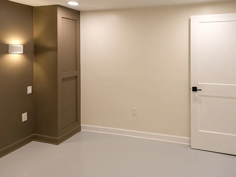 27 Swanson Ct — Photo 14