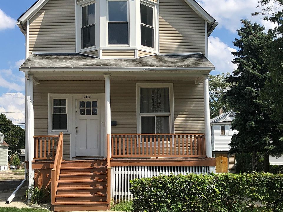 1st image of 1407 N 16th Ave #2