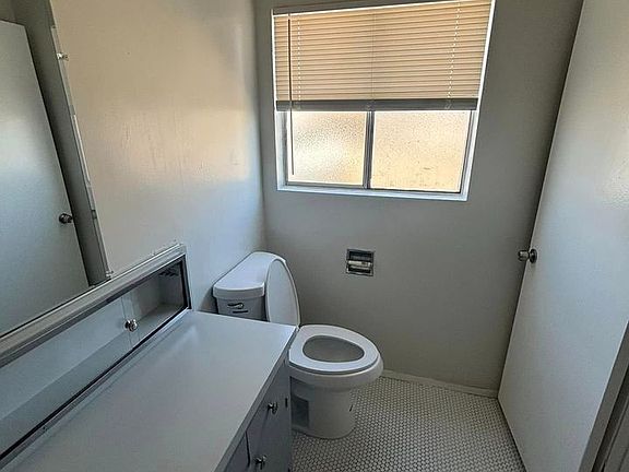 3rd image of 1103 Eye St #206