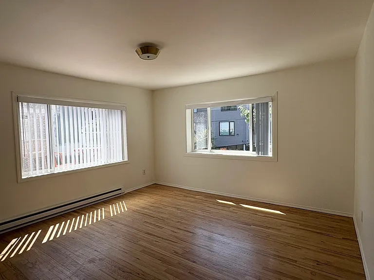 1601-1621 NE Killingsworth St #4 — Photo 7