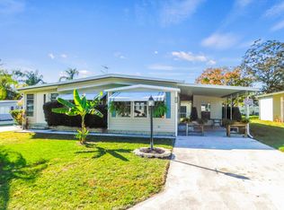 4627 Flamingo Dr, Zephyrhills, FL 33541