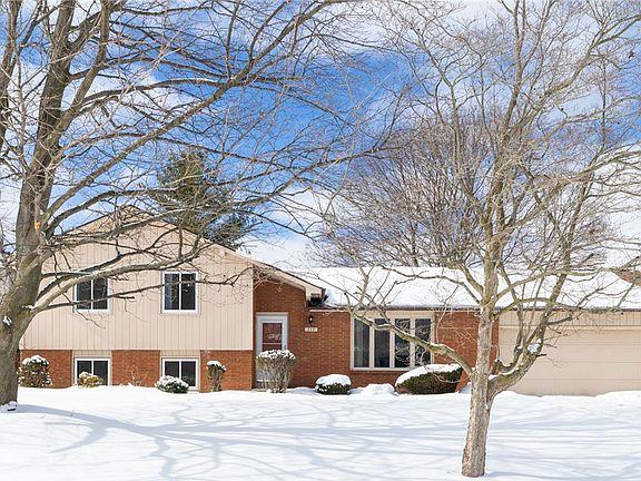 2nd image of 119 Chimney Hill Rd