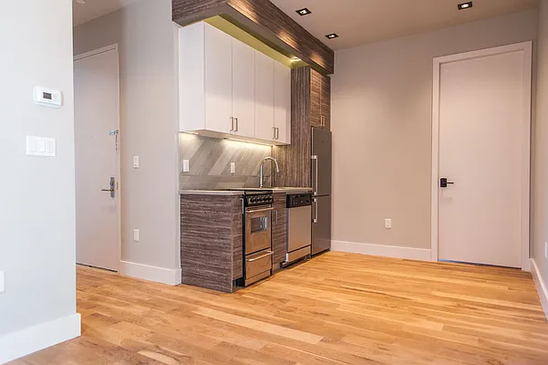 Rented by Nooklyn NYC LLC | media 61